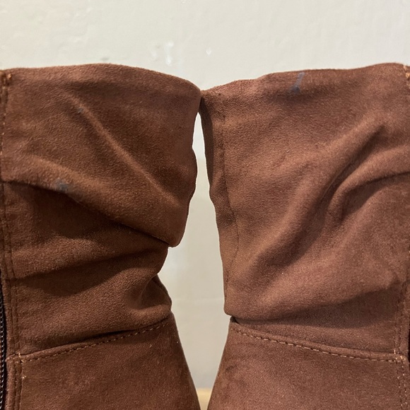 Slouchy Western Booties - Picture 7 of 7